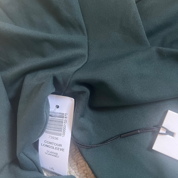 Babaton Aritzia Contour Long sleeve sz Large - Picture 4 of 4